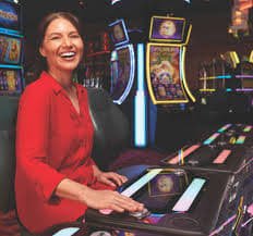 Tampilan permainan slot online populer di perangkat mobile dengan grafik menarik